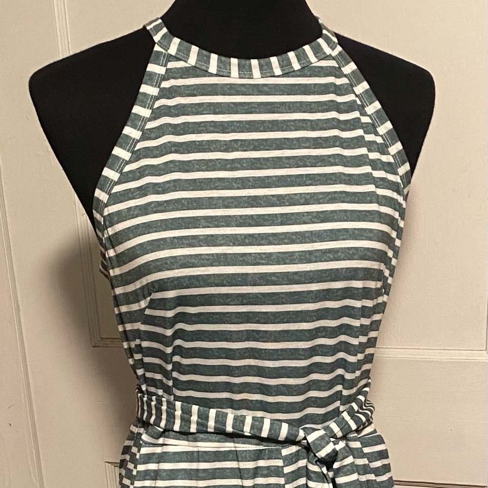 Halter style jumper